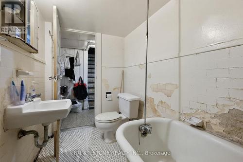 189 Preston Street, Ottawa, ON - Indoor Photo Showing Bathroom