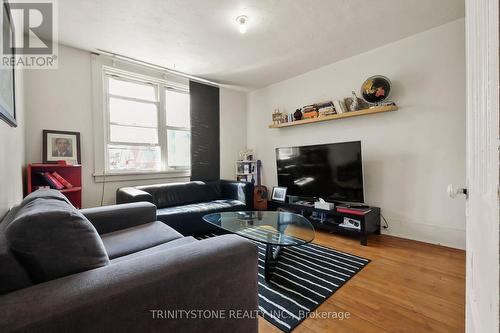 189 Preston Street, Ottawa, ON - Indoor Photo Showing Living Room