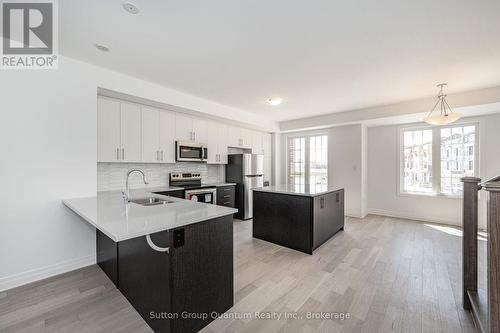 3059 John Mckay Boulevard, Oakville (1010 - Jm Joshua Meadows), ON - Indoor Photo Showing Kitchen With Double Sink With Upgraded Kitchen