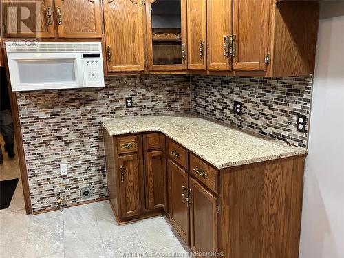 14 Willcox Street, Chatham, ON - Indoor Photo Showing Kitchen