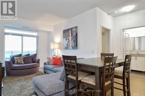 901 - 7890 Bathurst Street, Vaughan, ON - Indoor