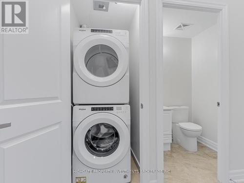 501 - 9085 Jane Street, Vaughan, ON - Indoor Photo Showing Laundry Room