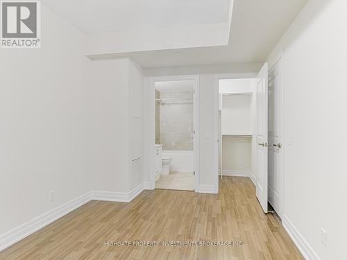 501 - 9085 Jane Street, Vaughan, ON - Indoor Photo Showing Other Room