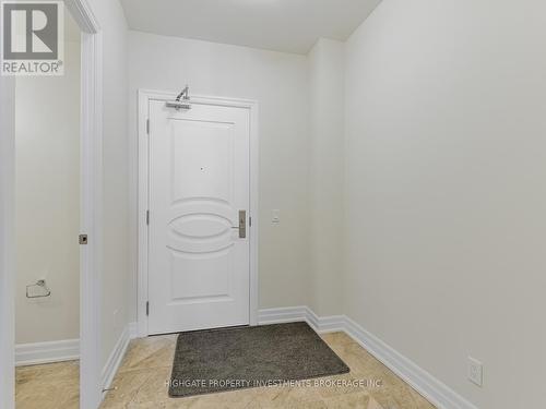 501 - 9085 Jane Street, Vaughan, ON - Indoor Photo Showing Other Room