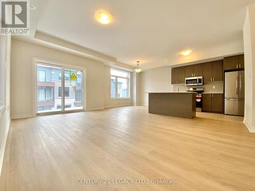 135 - 155 Equestrian Way, Cambridge, ON - Indoor Photo Showing Kitchen