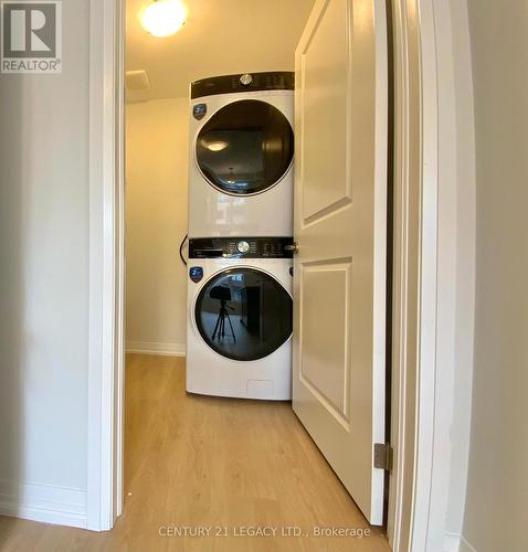 135 - 155 Equestrian Way, Cambridge, ON - Indoor Photo Showing Laundry Room