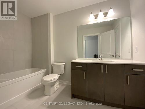 135 - 155 Equestrian Way, Cambridge, ON - Indoor Photo Showing Bathroom