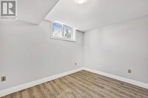 5 Harwood Drive, Barrie, ON - Indoor Photo Showing Other Room