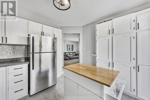 5 Harwood Drive, Barrie, ON - Indoor Photo Showing Kitchen With Stainless Steel Kitchen