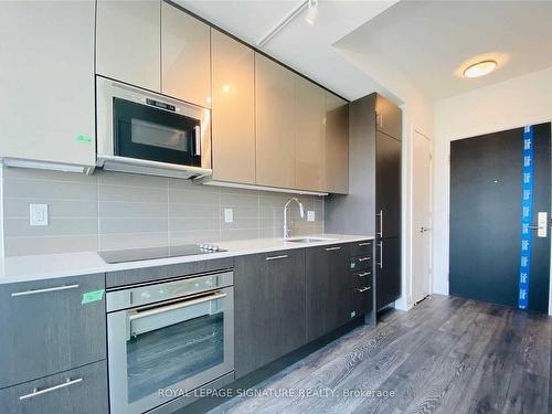 2203-403 Church St, Toronto, ON - Indoor Photo Showing Kitchen With Upgraded Kitchen