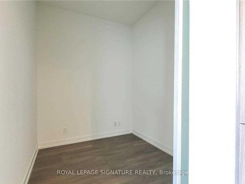 5512-898 Portage Pkwy, Vaughan, ON - Indoor Photo Showing Other Room