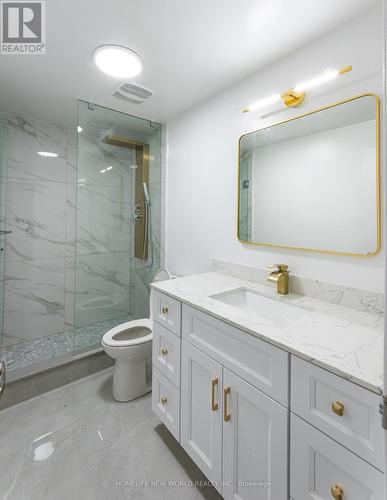 Main Fl - 1 Clydesdale Drive, Toronto, ON - Indoor Photo Showing Bathroom