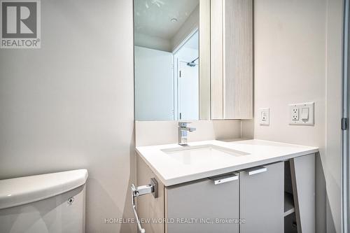 5204 - 3883 Quartz Road, Mississauga, ON - Indoor Photo Showing Bathroom