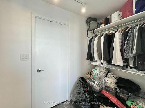 2705-126 Simcoe St, Toronto, ON - Indoor With Storage