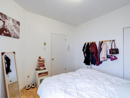 Chambre Ã  coucher principale - 4625 Rue Fabre, Montréal (Le Plateau-Mont-Royal), QC - Indoor Photo Showing Bedroom