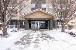 233-230 Fairhaven RD  Winnipeg, MB R3P 1A4