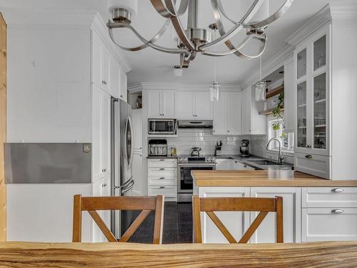 Kitchen - 4 Ch. Du Boisé, Lac-Beauport, QC - Indoor Photo Showing Kitchen With Double Sink