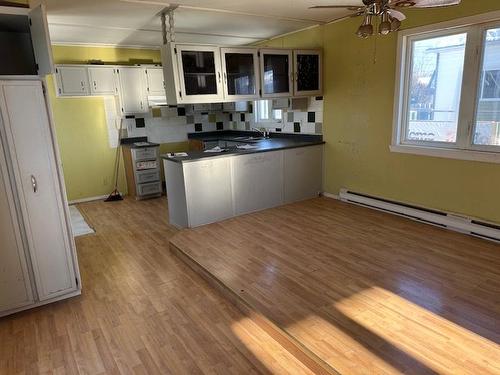 Salle Ã  manger - 3280 Rue Lebel, Baie-Comeau, QC - Indoor Photo Showing Kitchen