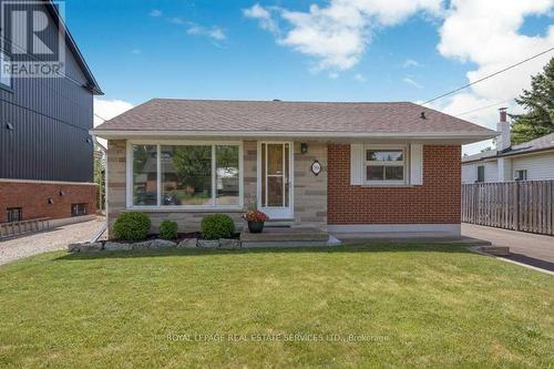 386 Broadway Avenue, Milton, ON - Outdoor