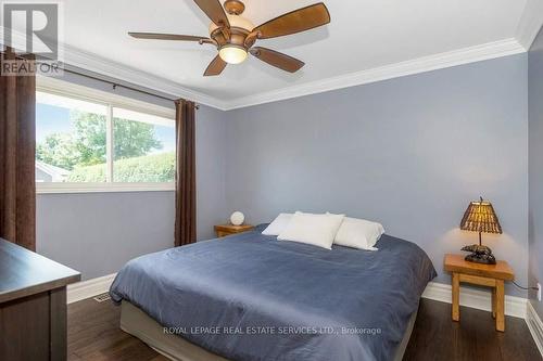 386 Broadway Avenue, Milton, ON - Indoor Photo Showing Bedroom