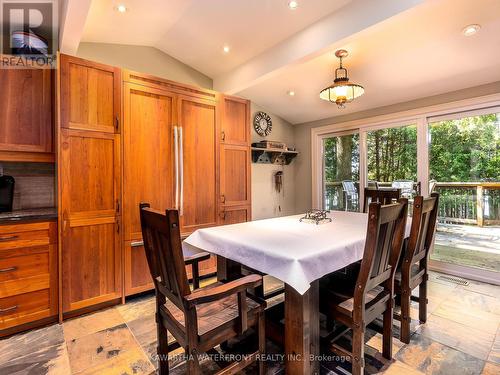 127 Sugarbush Crescent, Galway-Cavendish And Harvey, ON - Indoor Photo Showing Dining Room