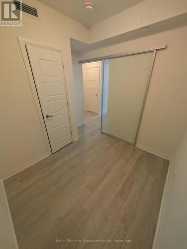 215 - 1415 Dundas Street E, Oakville, ON - Indoor Photo Showing Other Room