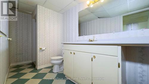 48 Lee Crescent, Goderich (Goderich Town), ON - Indoor Photo Showing Bathroom