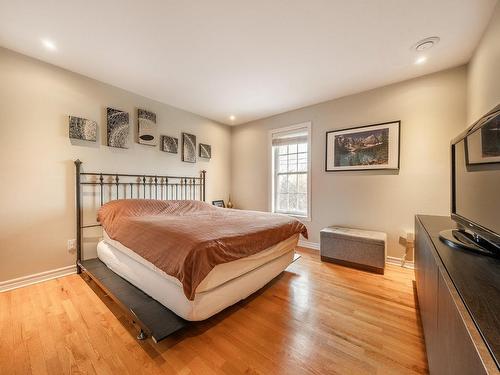 Chambre Ã Â coucher - 4541Z Av. Félix-Leclerc, Montréal (Saint-Laurent), QC - Indoor Photo Showing Bedroom