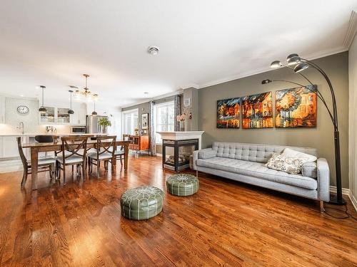 Salon - 4541Z Av. Félix-Leclerc, Montréal (Saint-Laurent), QC - Indoor Photo Showing Living Room