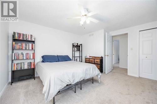 158 Finch Drive, Sarnia, ON - Indoor Photo Showing Bedroom