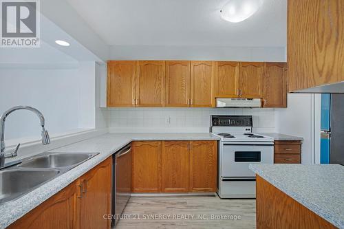 403 - 1589 St Bernard Street, Ottawa, ON - Indoor Photo Showing Kitchen With Double Sink