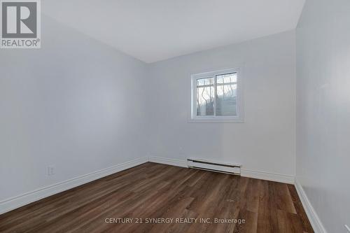 403 - 1589 St Bernard Street, Ottawa, ON - Indoor Photo Showing Other Room