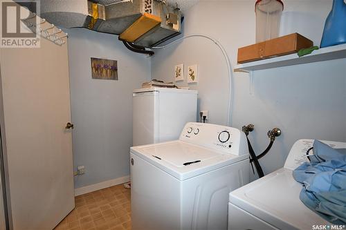 2C 516 River Street E, Prince Albert, SK - Indoor Photo Showing Laundry Room