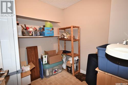 2C 516 River Street E, Prince Albert, SK - Indoor Photo Showing Bathroom