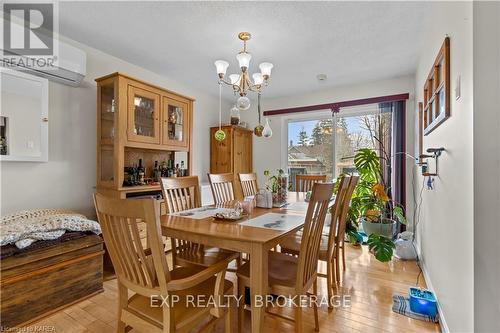 A & B - 185 Elm Street, Gananoque, ON - Indoor Photo Showing Dining Room