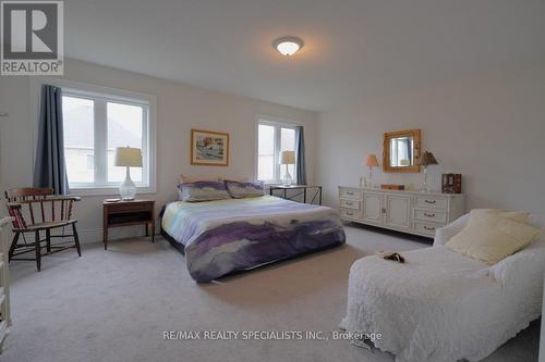 955 Wrenwood Drive, Oshawa, ON - Indoor Photo Showing Bedroom