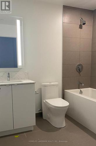 712 - 270 Dufferin Street, Toronto, ON - Indoor Photo Showing Bathroom