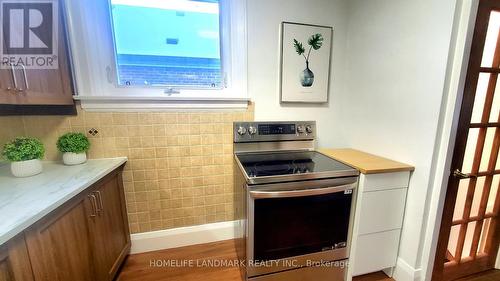 7 Mattice Road, Toronto, ON - Indoor Photo Showing Kitchen