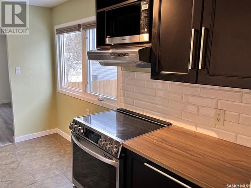 1307 11Th Street W, Saskatoon, SK - Indoor Photo Showing Kitchen