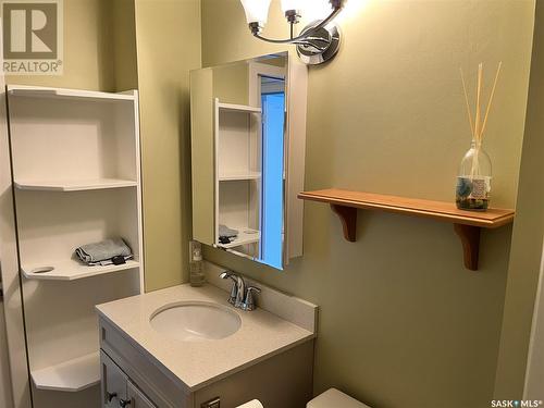 1307 11Th Street W, Saskatoon, SK - Indoor Photo Showing Bathroom