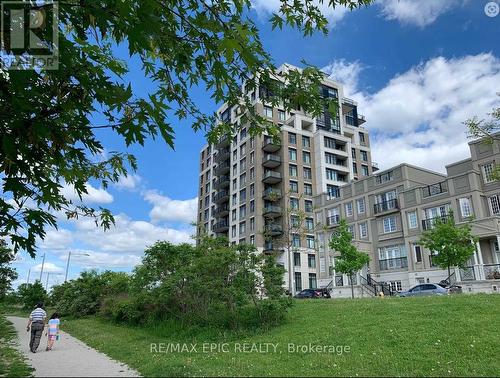 401 - 151 Upper Duke Crescent, Markham, ON - Outdoor With Facade