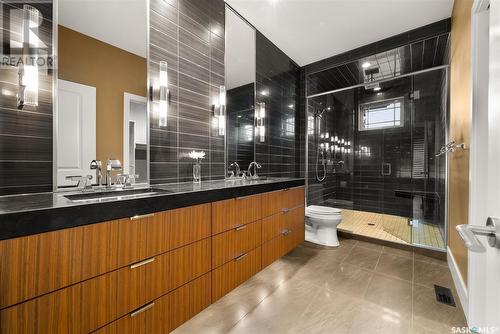 6106 Wascana Court, Regina, SK - Indoor Photo Showing Bathroom