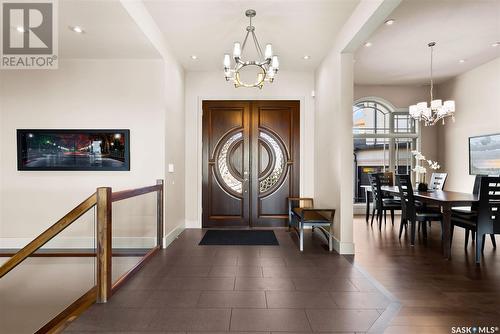 6106 Wascana Court, Regina, SK - Indoor Photo Showing Dining Room