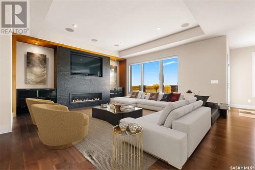 6106 Wascana Court, Regina, SK - Indoor Photo Showing Living Room With Fireplace