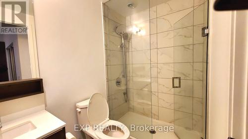 6005 - 950 Portage Parkway, Vaughan, ON - Indoor Photo Showing Bathroom