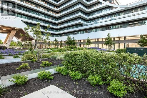 1208 - 20 Shore Breeze Drive, Toronto, ON - Outdoor