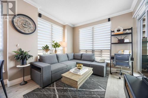 1108 - 2083 Lake Shore Boulevard W, Toronto, ON - Indoor Photo Showing Living Room