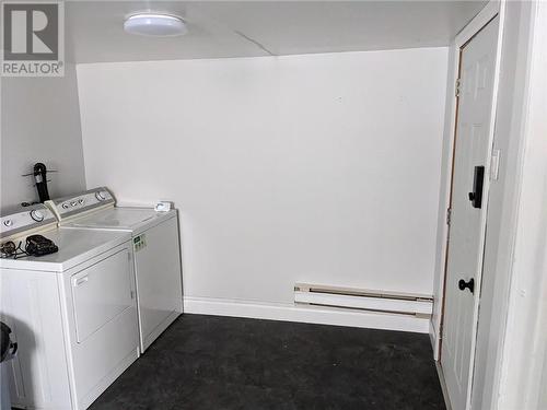 24 Morrison Avenue, Sudbury, ON - Indoor Photo Showing Laundry Room