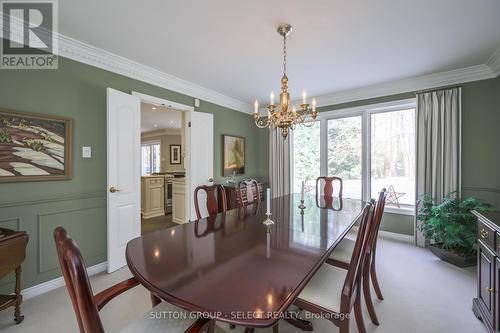 27 Heathdale Court, London, ON - Indoor Photo Showing Dining Room