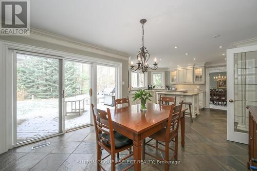 27 Heathdale Court, London, ON - Indoor Photo Showing Dining Room